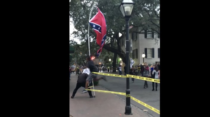 Blm Activist Who Grabbed Confederate Flag In Viral Video Killed In New